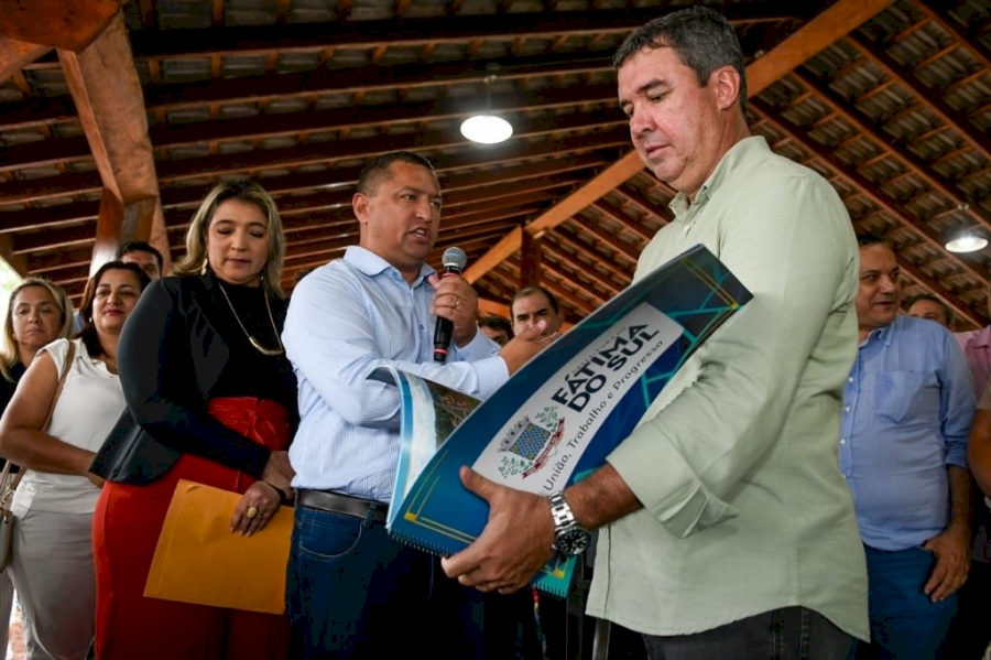 FÁTIMA DO SUL: Município recebe investimentos em pavimentação asfáltica, creche e escola