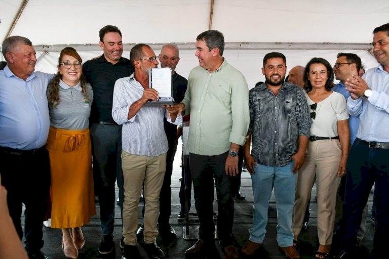 VICENTINA: Município recebe mais de R$ 34 milhões em educação, infraestrutura e saneamento do Governo de MS