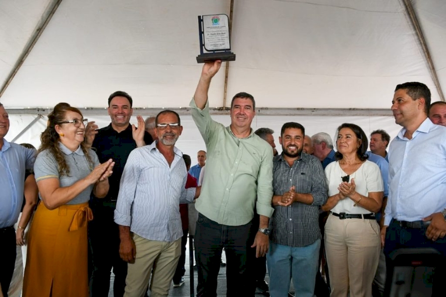 VICENTINA: Município recebe mais de R$ 34 milhões em educação, infraestrutura e saneamento do Governo de MS