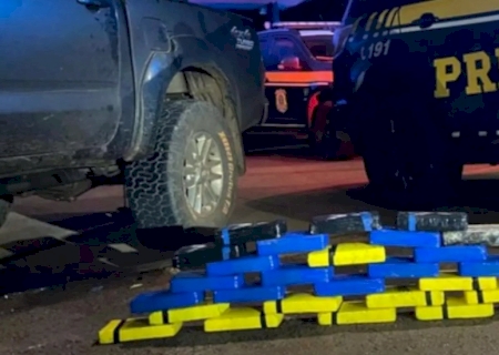 Homem é preso transportando droga escondida em estepe de caminhonete em MS