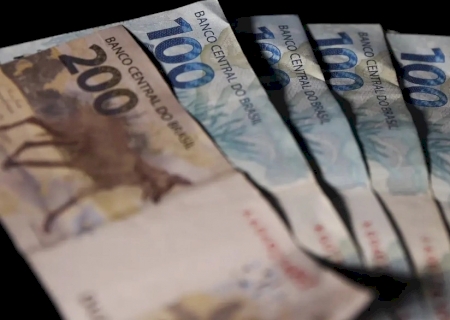 Contas públicas têm superávit de R$ 104 bilhões em janeiro