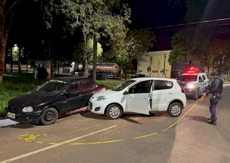 NOVA ANDRADINA: Mulher é presa por embriaguez ao volante após bater carro em veículo estacionado