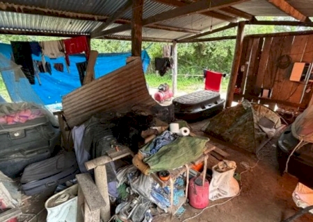 Fiscalização encontra menores e cinco homens em condições análogas à escravidão em fazenda