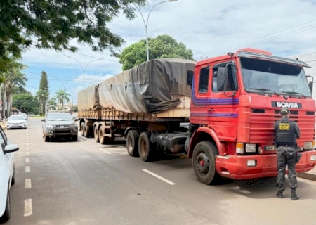 DOF apreende 200 pneus em carreta que seguia para o Estado do Mato Grosso