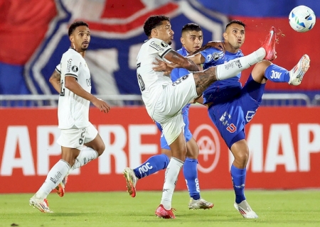 Botafogo inicia defesa do título da Libertadores com derrota contra a Universidad de Chile