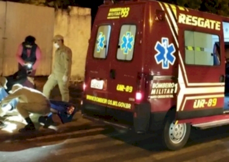 NAVIRAÍ: Rapaz é esfaqueado várias vezes e ferido com tiro na cabeça ao se negar a furtar carne