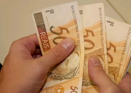Em 2025, mulheres ganham R$ 989,89 a menos que homens em MS