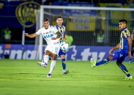 Grêmio sofre, mas derrota Sportivo Luqueño na estreia pela Copa Sul-Americana