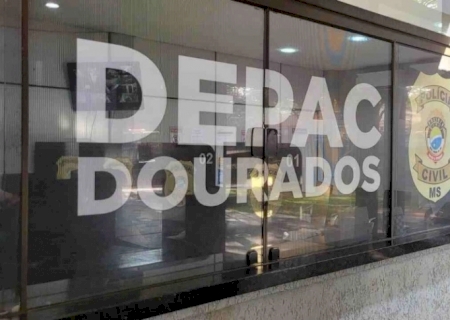 Desacerto entre cliente e travesti termina em confusão após programa em motel