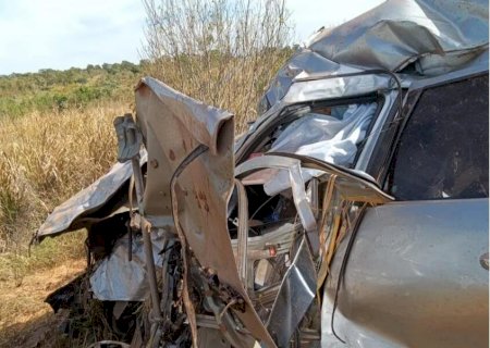Homem morre após camionete capotar na MS-040
