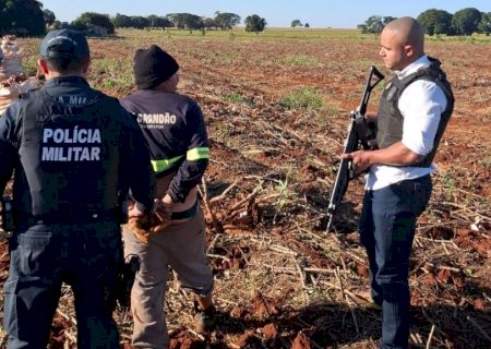 DEODÁPOLIS: Polícia Civil e Polícia Militar prendem condenado por roubo na zona rural do município