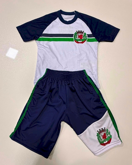 DEODÁPOLIS: Prefeitura inicia entrega dos uniformes escolares da Rede Municipal de Ensino