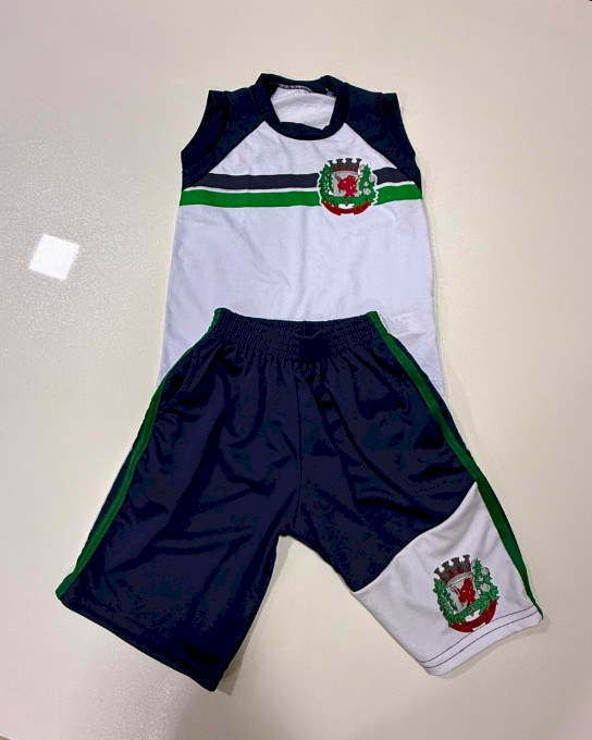 DEODÁPOLIS: Prefeitura inicia entrega dos uniformes escolares da Rede Municipal de Ensino