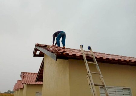IVINHEMA: Ventos fortes danificam casas no Distrito de Amandina