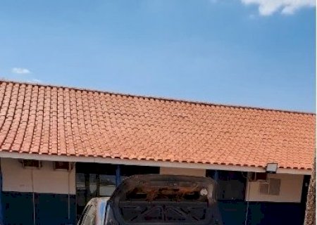 NOVA ANDRADINA: Força Tática apreende três veículos carregados com cigarros contrabandeados