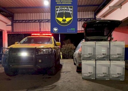 Polícia Militar Rodoviária apreende robôs aspiradores de alto valor em veículo na MS-134