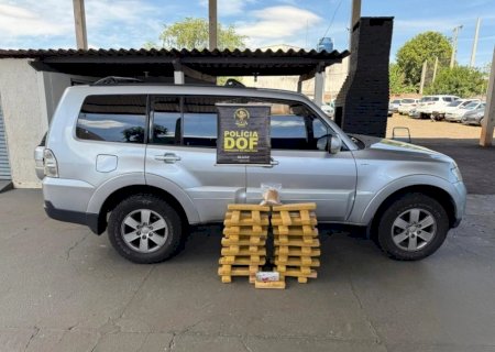 Traficante tenta se passar por auditor do TCE-MS em abordagem policial, mas acaba preso com 71 kg de maconha