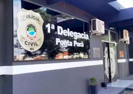 Homem agride filha e mata gato após pedir à jovem que abrisse conteúdo adulto