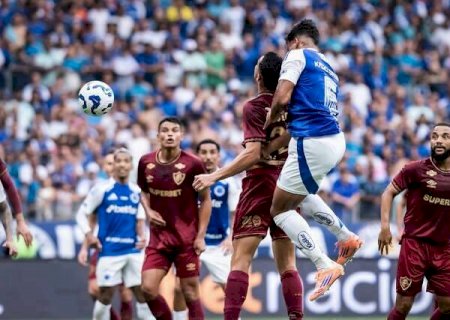 Cruzeiro e Fluminense empatam sem gols em jogo travado no Mineirão