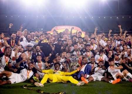 Corinthians bate Vasco com gol de Memphis e é tetra da Copa do Brasil