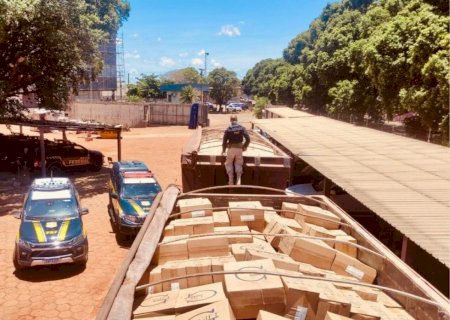 Polícia apreende 300 mil maços de cigarros em carga de minério