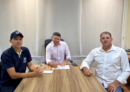 NOVO HORIZONTE DO SUL:  Prefeitura Municipal antecipa pagamento do 13º aos servidores efetivos