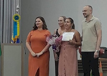 IVINHEMA: Professora da Escola Rural Benedita Figueiró é premiada no Projeto Boas Práticas