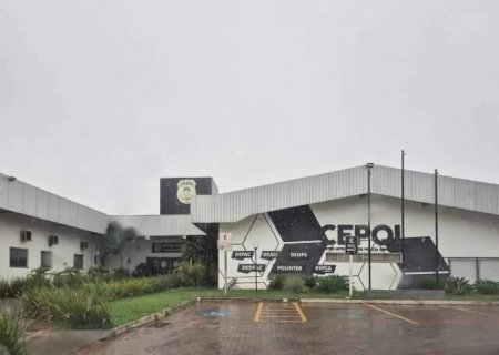 Músico liga para a polícia após atirar na cabeça de homem durante discussão