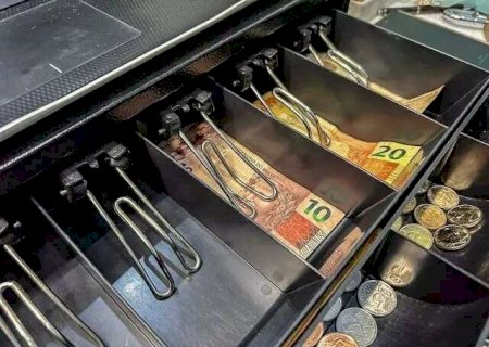 Golpistas falsificam até notas de R$ 5 e de R$ 10 para enganar comerciantes