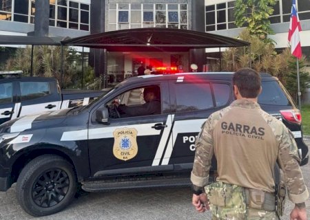 Grupo suspeito de golpes com boletos é alvo de operação e três são presos