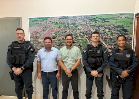 ANGÉLICA: Comandante do 8º BPM fortalece diálogo institucional em visita ao prefeito e ao presidente da Câmara