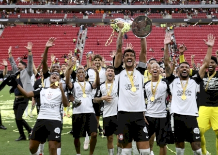 Corinthians ultrapassa rivais e vira segundo maior campeão da Supercopa do Brasil