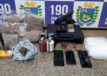 Operação apreende pistola, granadas de efeito moral e drogas