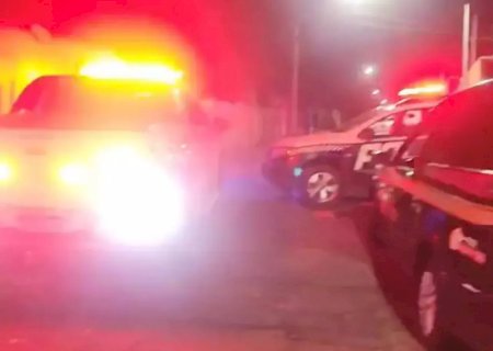 Briga termina em homem assassinado com facada no peito