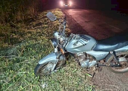 Motociclista morre após queda no anel viário e polícia investiga acidente