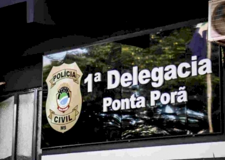 Sob efeito de cocaína, rapaz tem alucinação e atira contra parede de casa em Ponta Porã