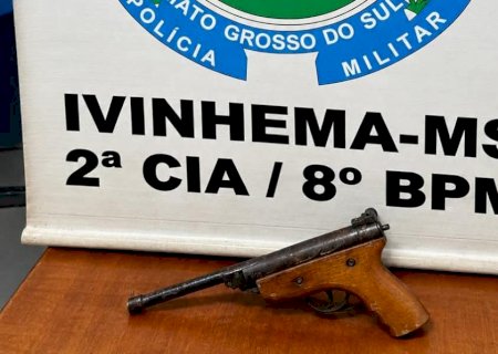 IVINHEMA: Homem é preso após ameaçar vítima e ser flagrado com pistola adaptada para calibre .22