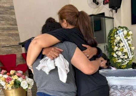 Despedida une famílias de amigos que nasceram no mesmo dia e morreram na BR-163