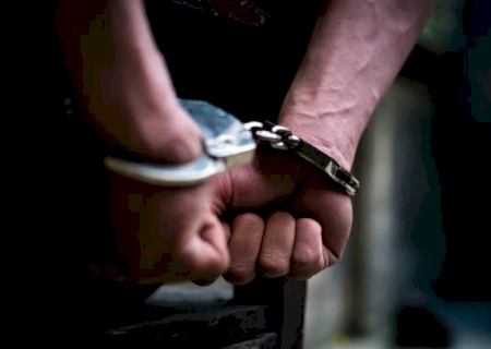 VICENTINA: Polícia Militar prende homem por importunação sexual