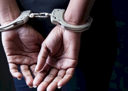 FÁTIMA DO SUL: Força Tática prende mulher após desordem, desacato, desobediência e resistência à ação policial